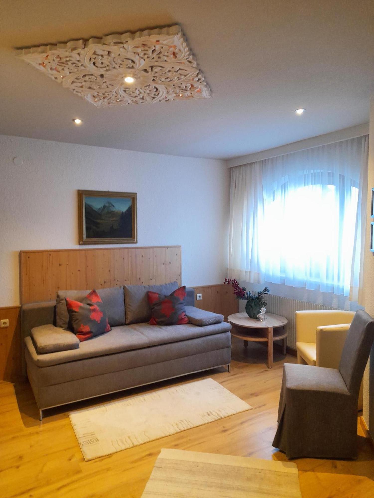Haus Hamatli Lägenhet Sankt Anton am Arlberg Exteriör bild
